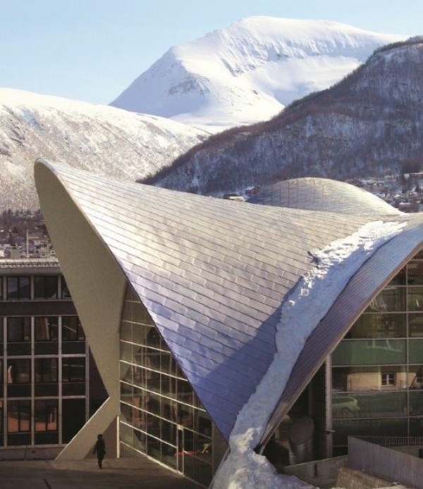 Tromsø bibliotek (Karakteristisk takkonstruksjon)